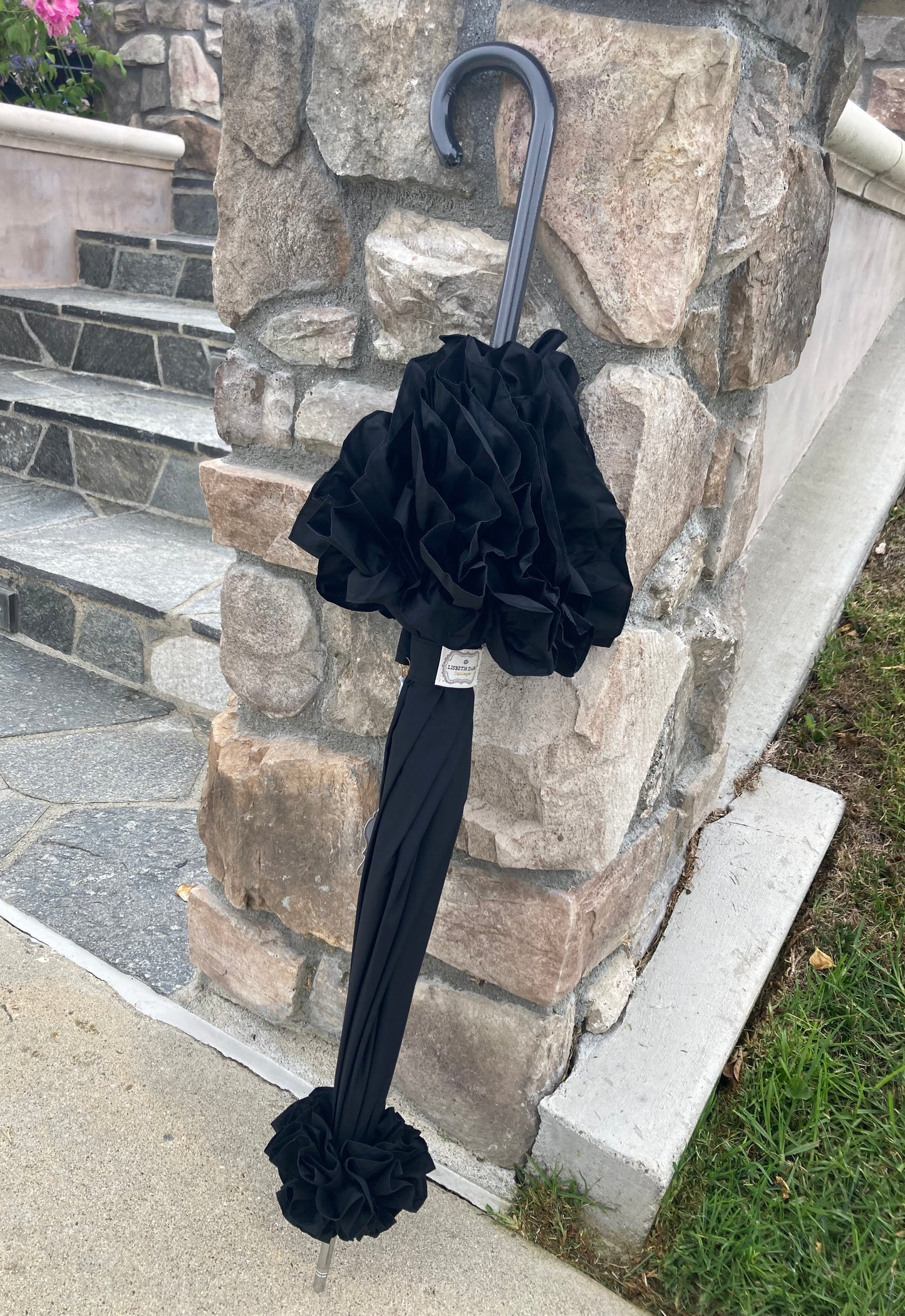 Luna Retro Style Umbrella Black Topper | Gothic Chic Pagoda Shape