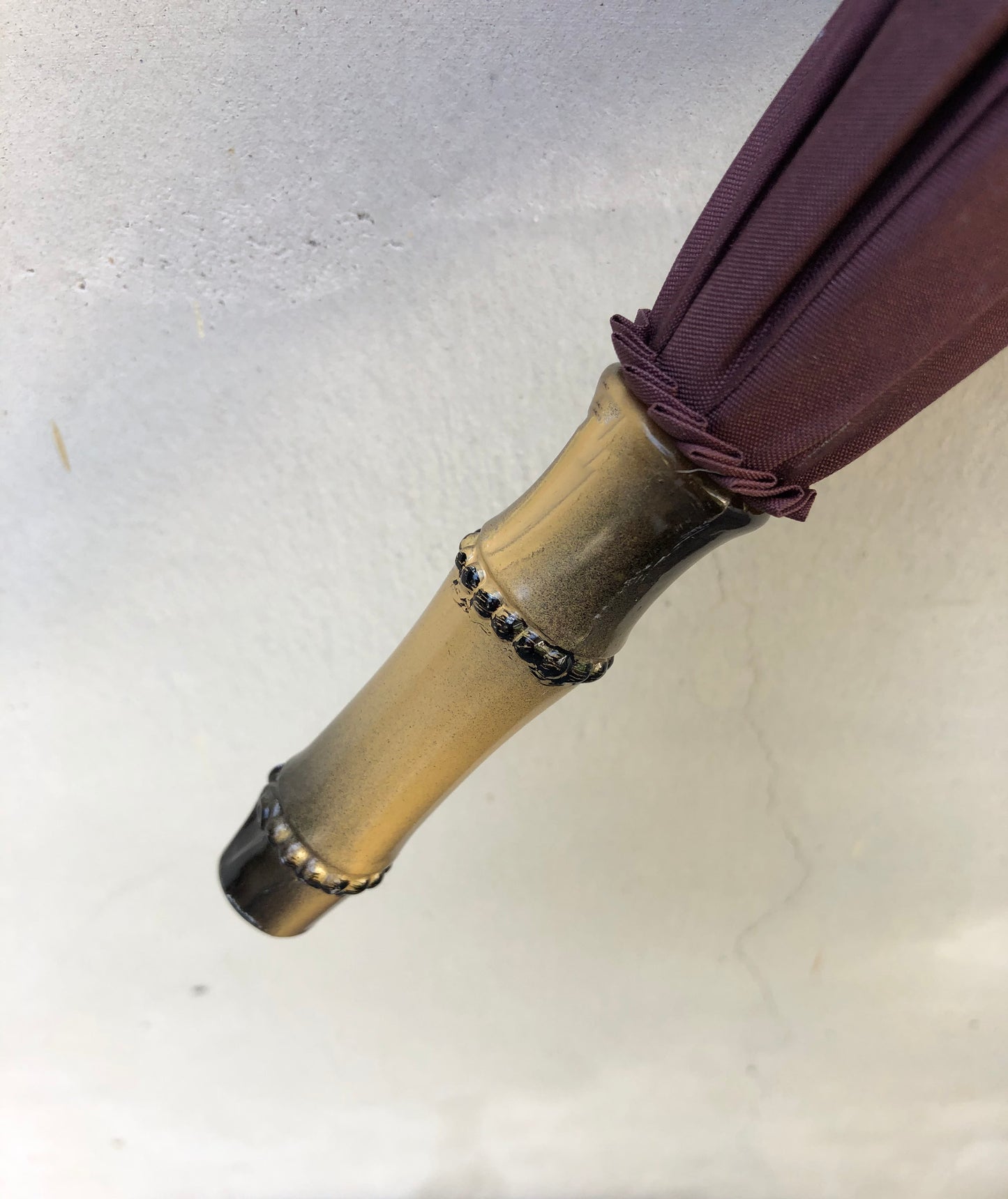 Full Frill Plum Umbrella | Faux Bamboo Handle | Large Canopy