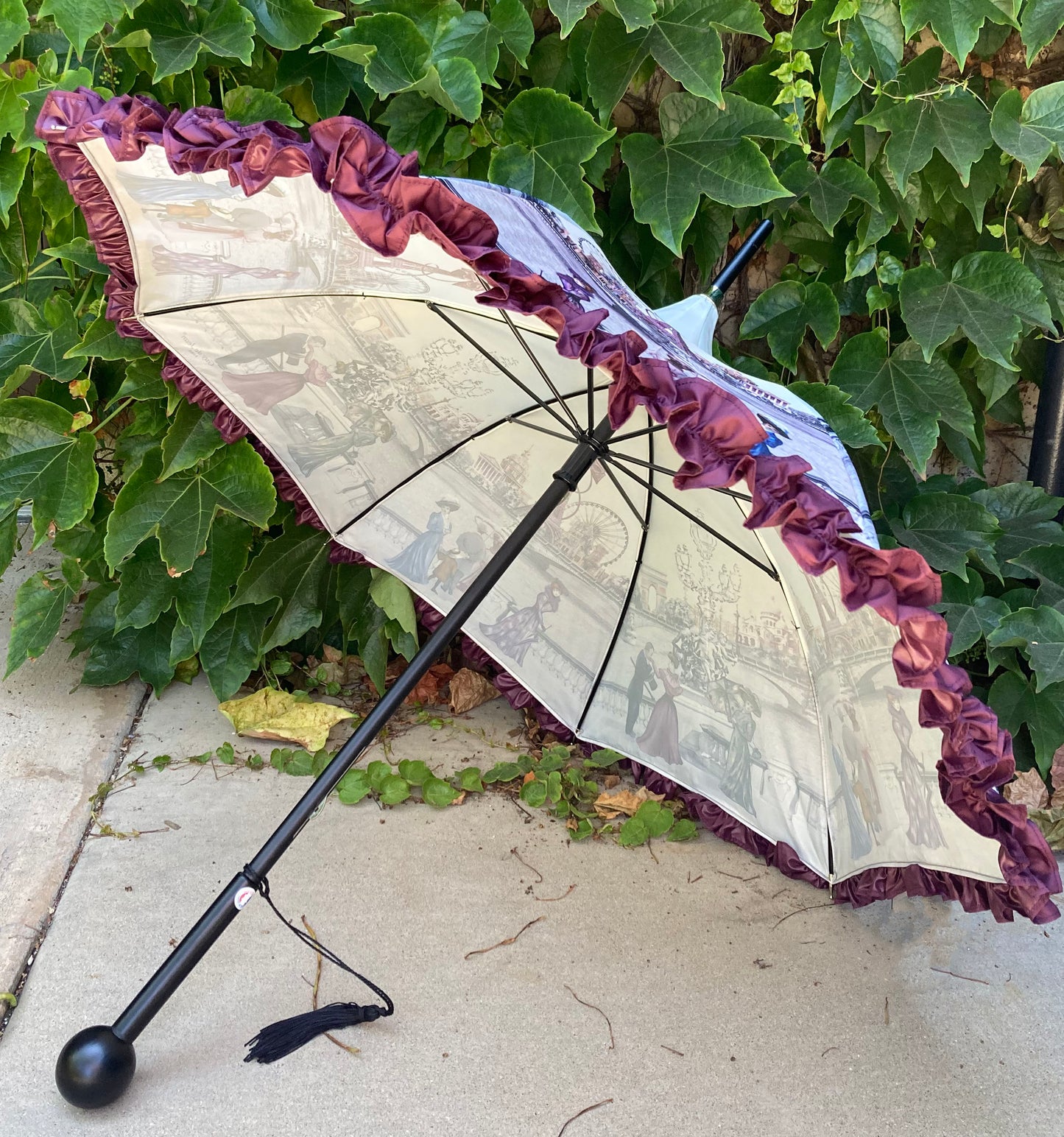 Paris 1900 Plum Waterproof and Anti UV | Handmade in France | Free Shipping