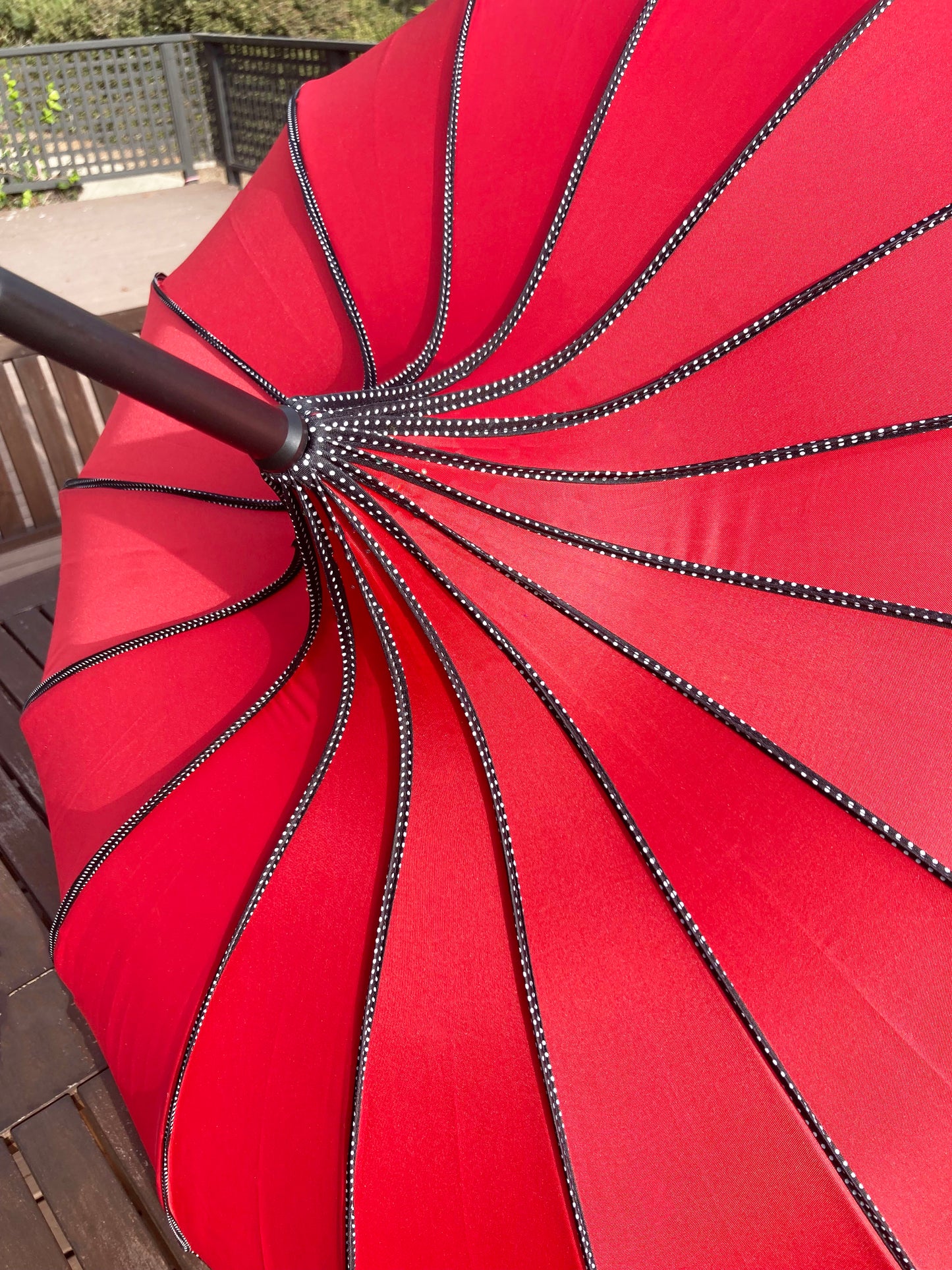 Scarlett Red Pagoda Classic Umbrella | Polka Dots Dividers | 16 Ribs