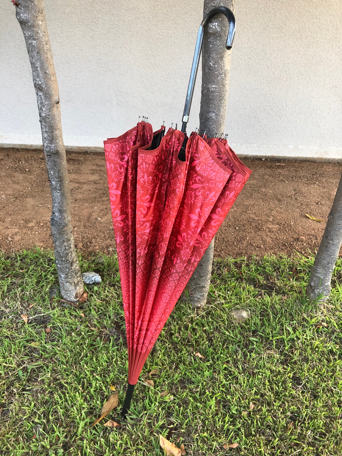 Waterproof + Real Anti-UV Umbrella in Red | Blackout Lining 100% Shade | Pagoda style