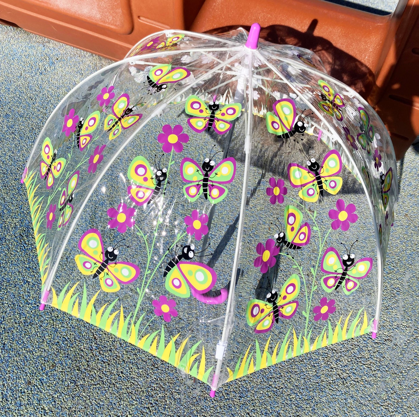 Paraguas transparente Bugzz® Butterfly para niños | Varillas de fibra de vidrio flexibles | Estilo burbuja