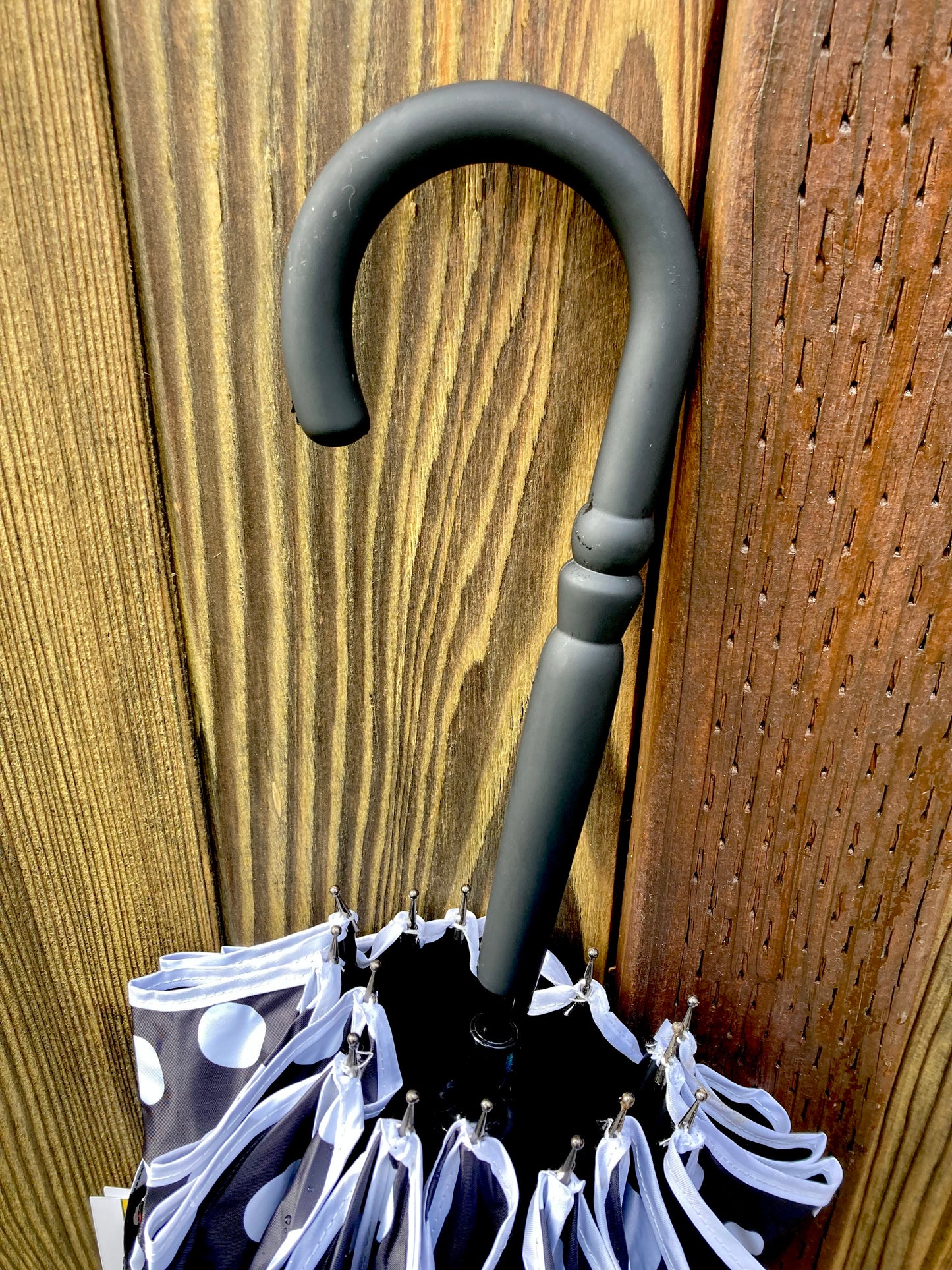 Paraguas Pagoda Lilly Black | Opaco y anti-UV | Lunares Grandes