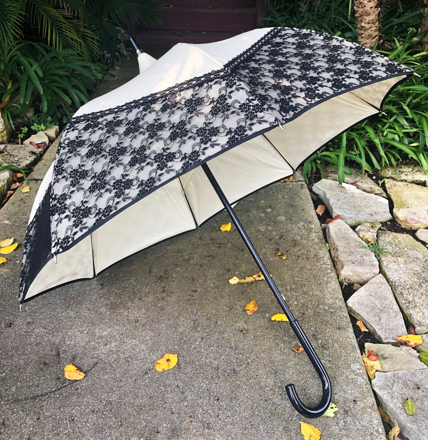 Promenade by Chantal Thomass | Luxury Anti UV Umbrella | Free Shipping
