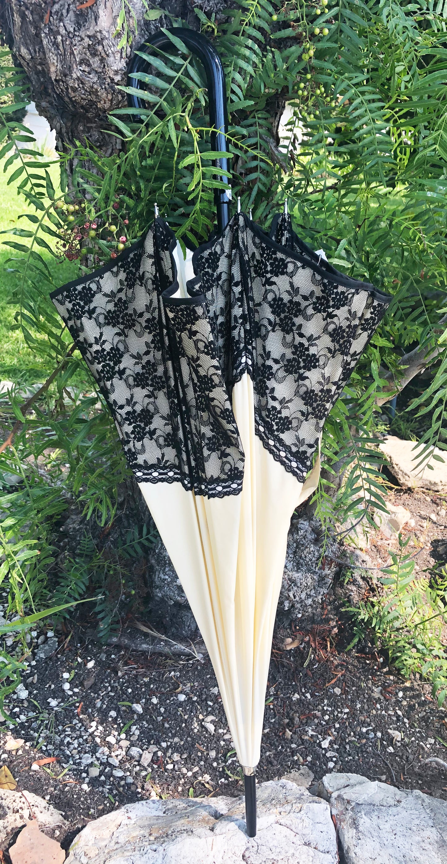 Promenade by Chantal Thomass | Luxury Anti UV Umbrella | Free Shipping