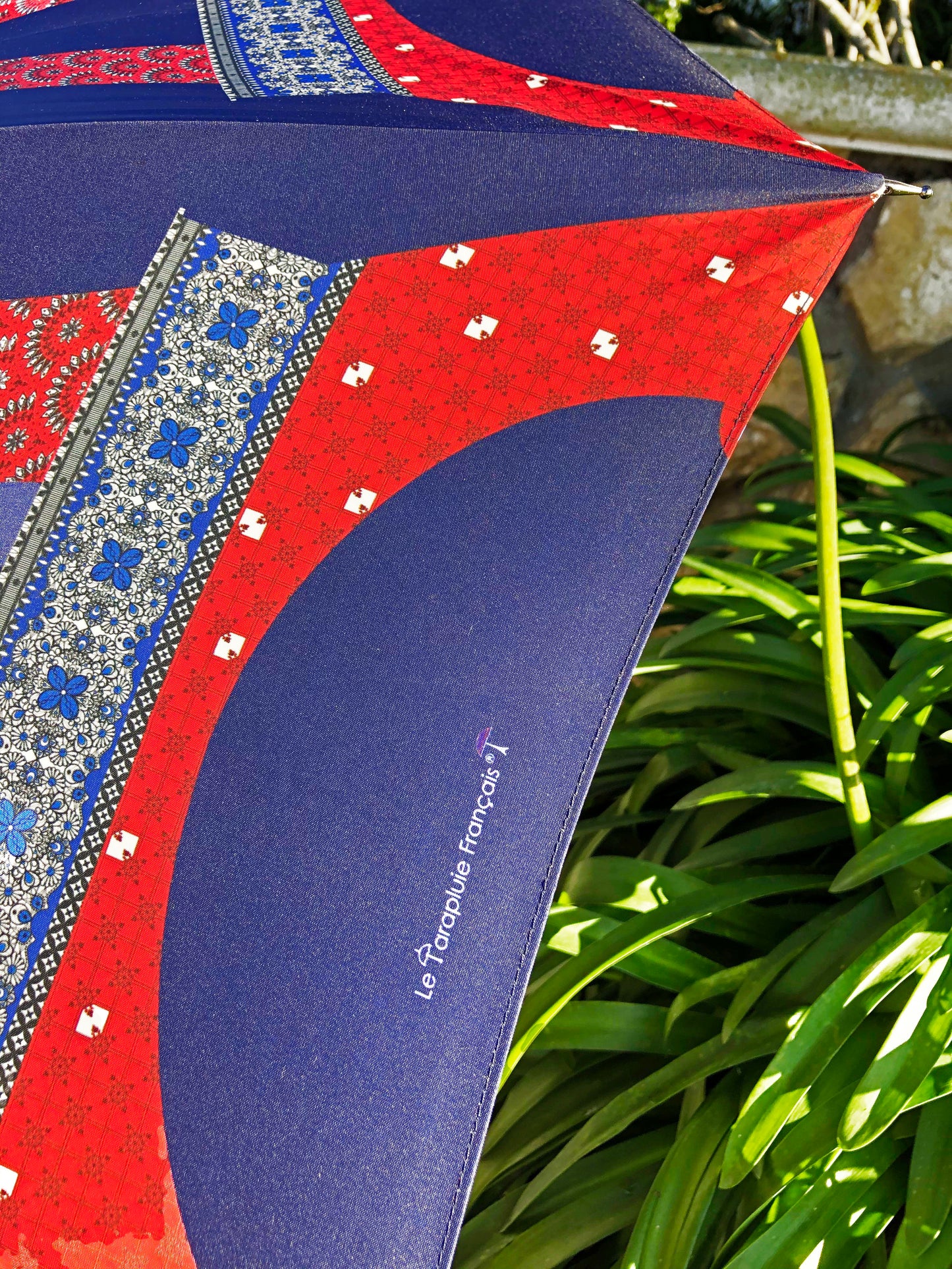 Eiffel Luxury by Guy de Jean | Anti UV Made in France | Le Parapluie Francais ® Collection | Free Shipping