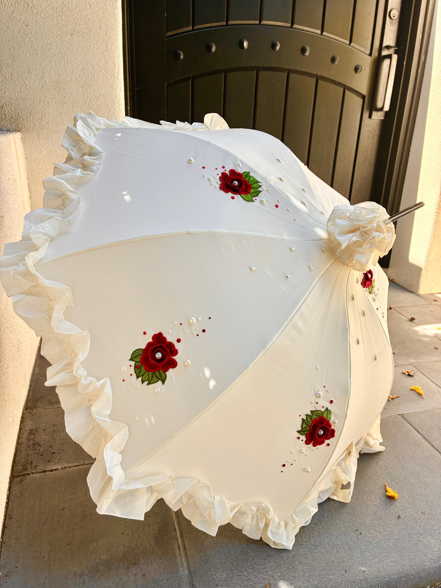 Paraguas Pagoda Dama Color Crema con Adorno | Estilo Retro Lisbeth Dahl Dinamarca
