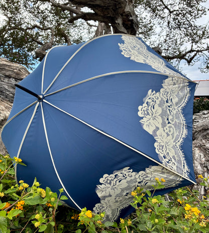 Sombrilla estilo inglés con encaje estampado | Toldo en forma de cúpula azul marino