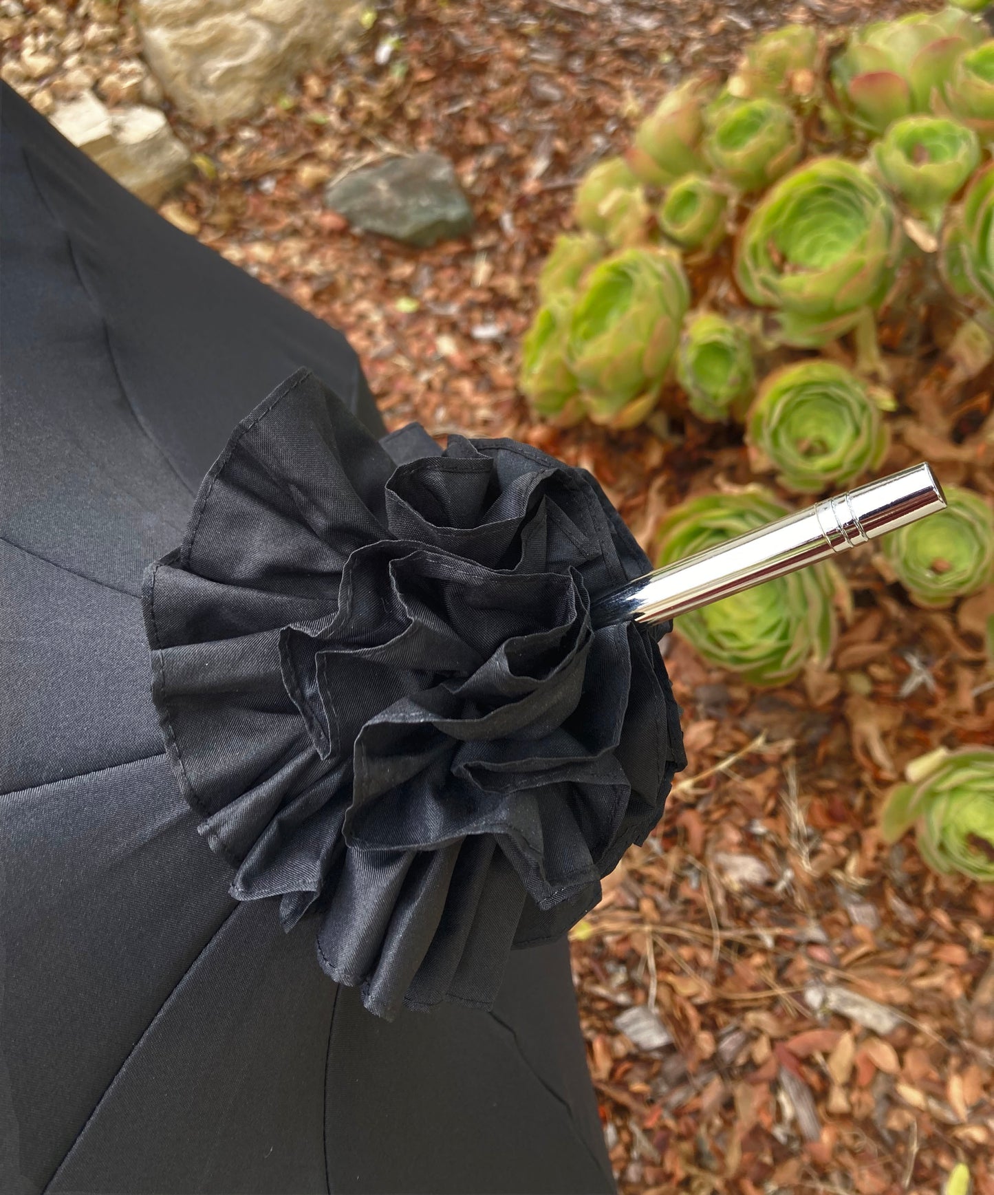 Paraguas Luna estilo retro con adorno negro | Forma de pagoda gótica chic
