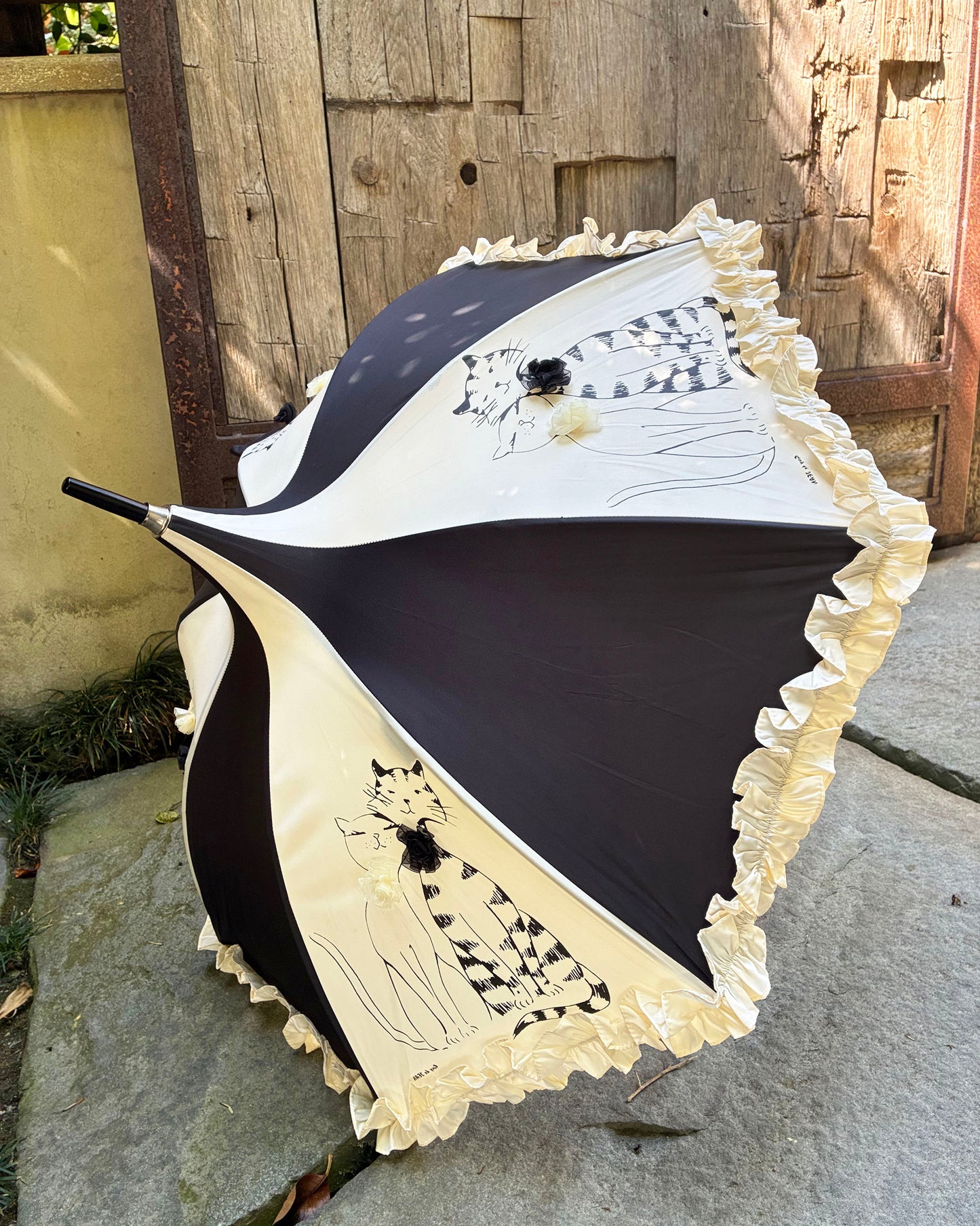 Bijou & Belle Cats Pagoda Umbrella | Guy de Jean Collector"s Item | Free Shipping