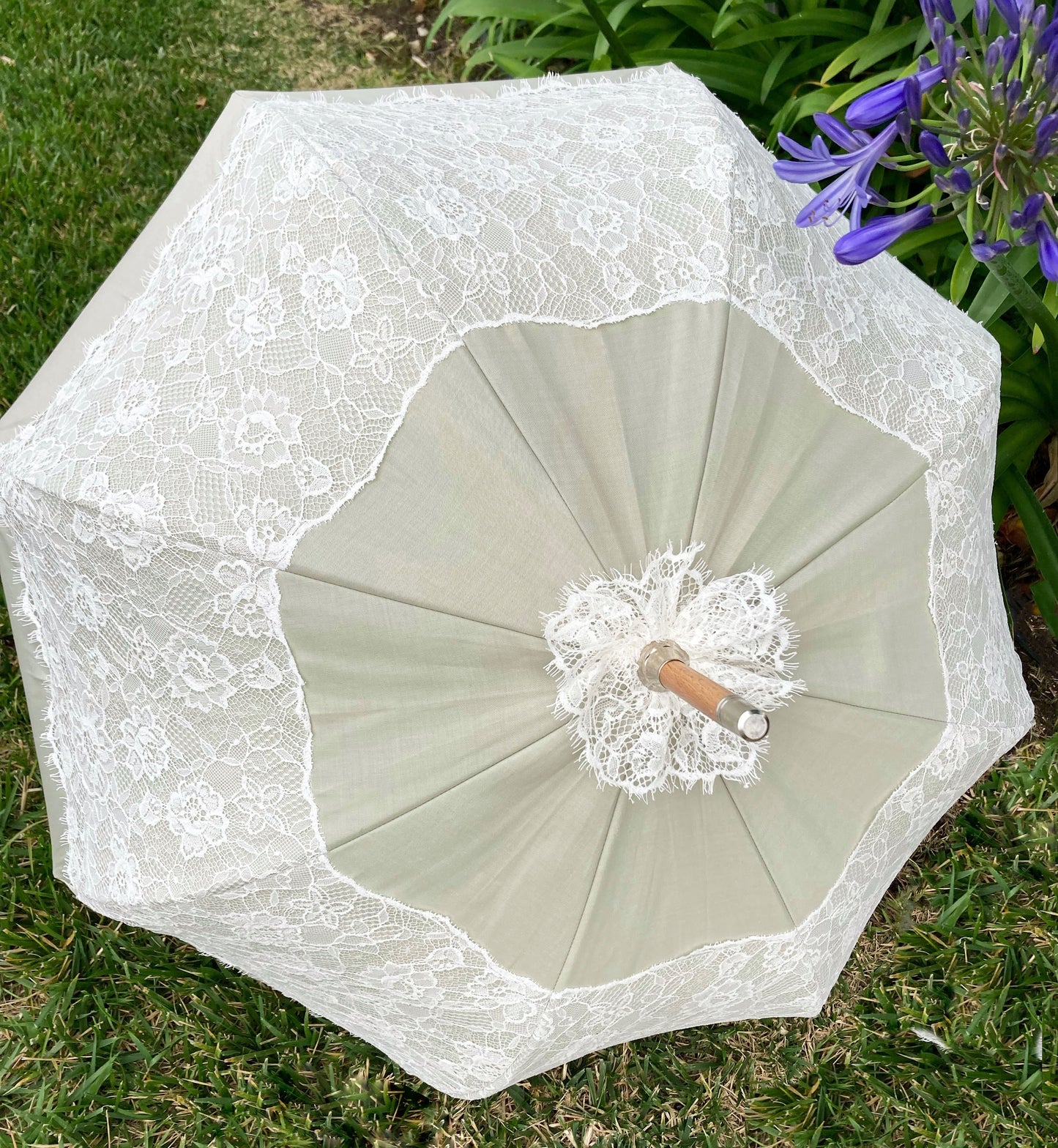 Sissi Natural de Guy de Jean | Anti-UV e impermeable | Encaje auténtico de Calais | Envío gratuito