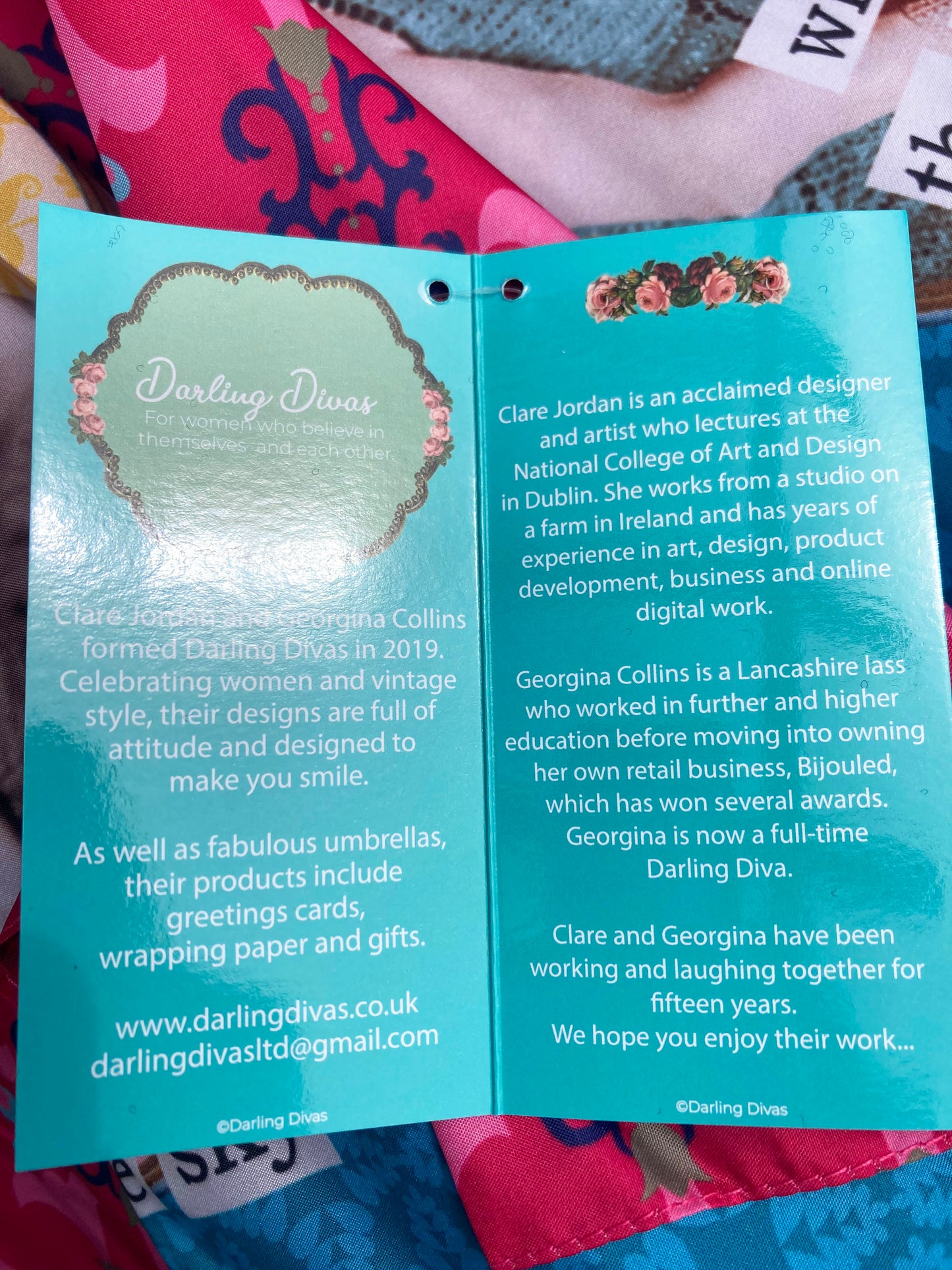 Colección de paraguas Darling Divas | Estilo vintage de los años 20 | "Divas Divas" | Semiautomático | Garantía de un año.