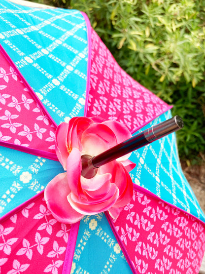 Darling Divas Umbrella | Medallion "Sod The Rain...Let's drink Gin" | Semi-Automatic | One Year Warranty.