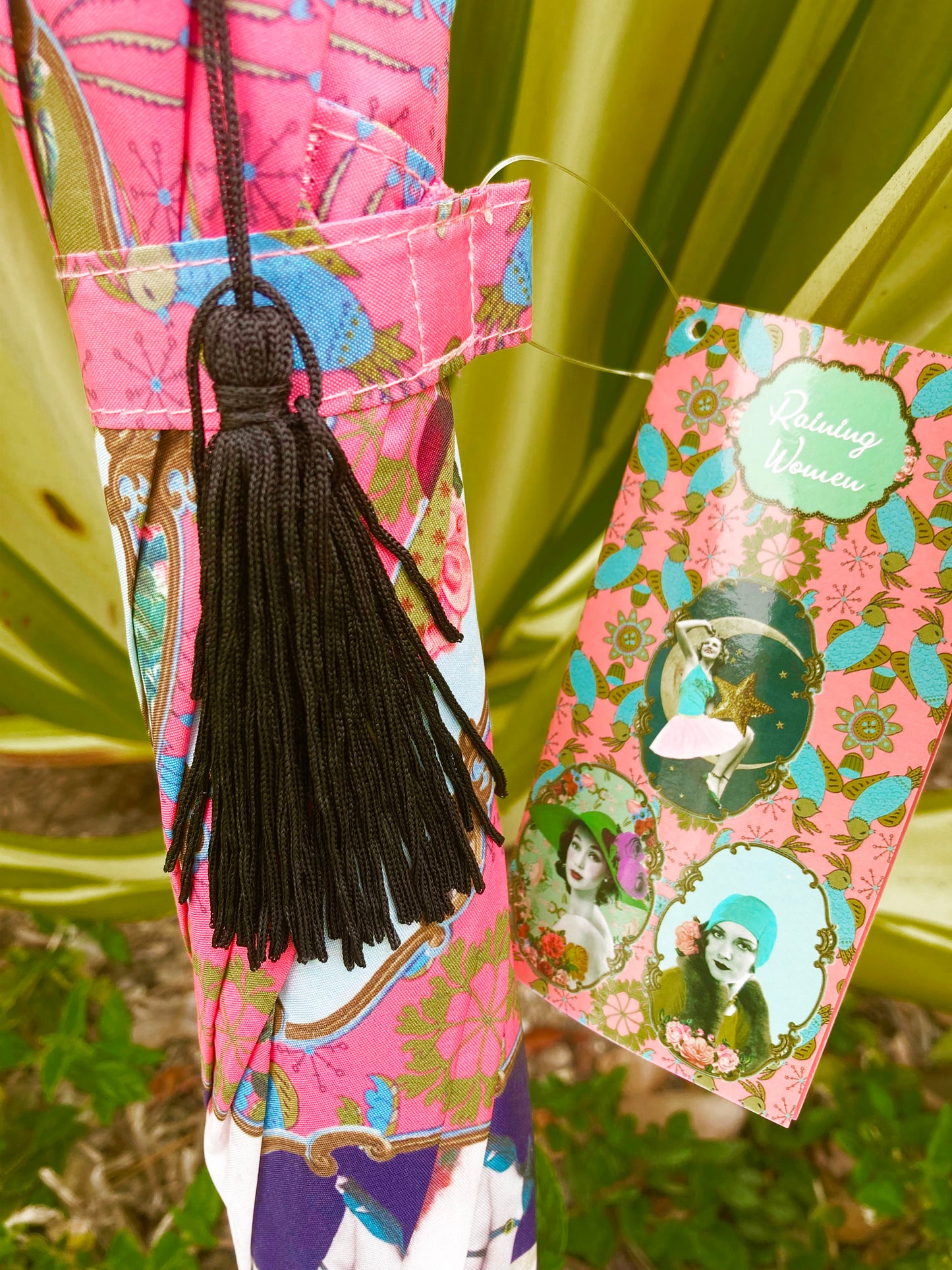 Colección de paraguas Darling Divas | Estilo vintage de los años 20 | "Raining Women" | Semiautomático | Garantía de un año.