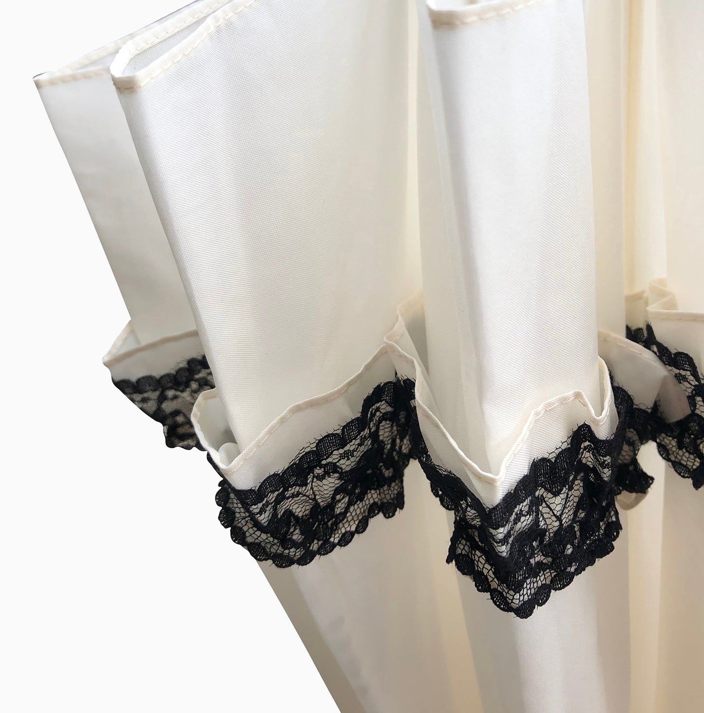12 Panels Umbrella | Cream and Black Lace Trim With Bows | Beautiful Dome Shape