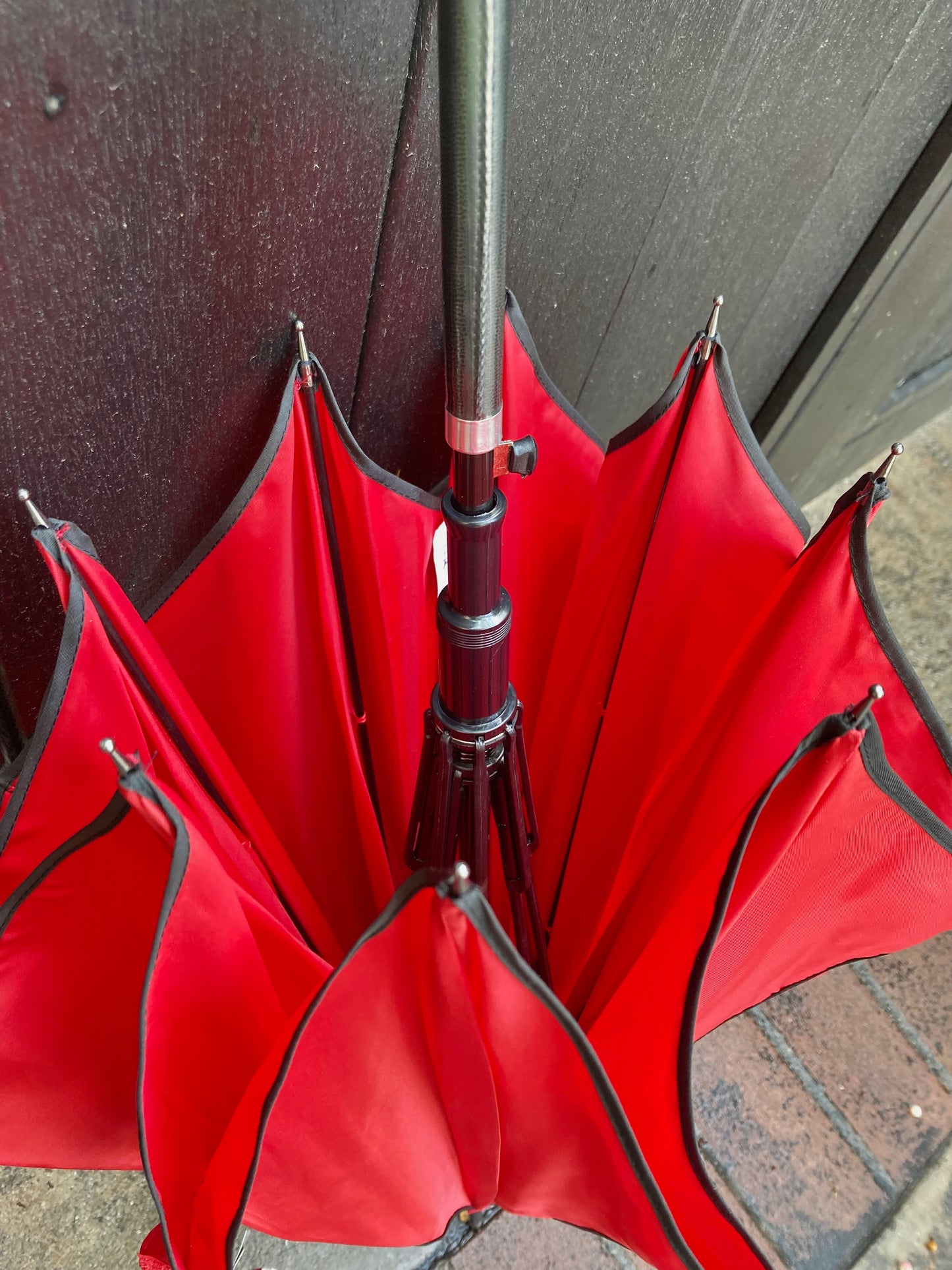 Sporty Swirl Red/Black Umbrella | Fun and Sturdy | Reinforced Ribs