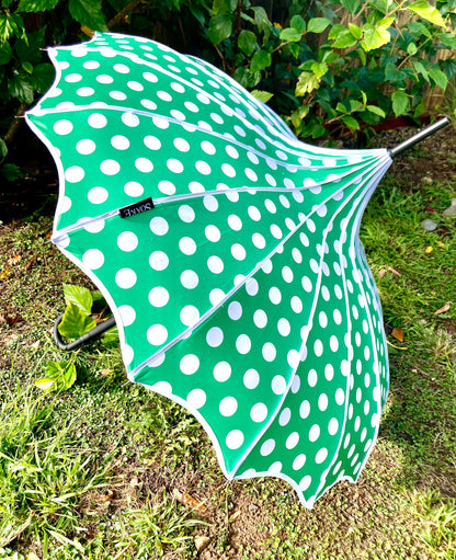 Paraguas Adeline Verde | Estilo pagoda anti-UV y opaco.