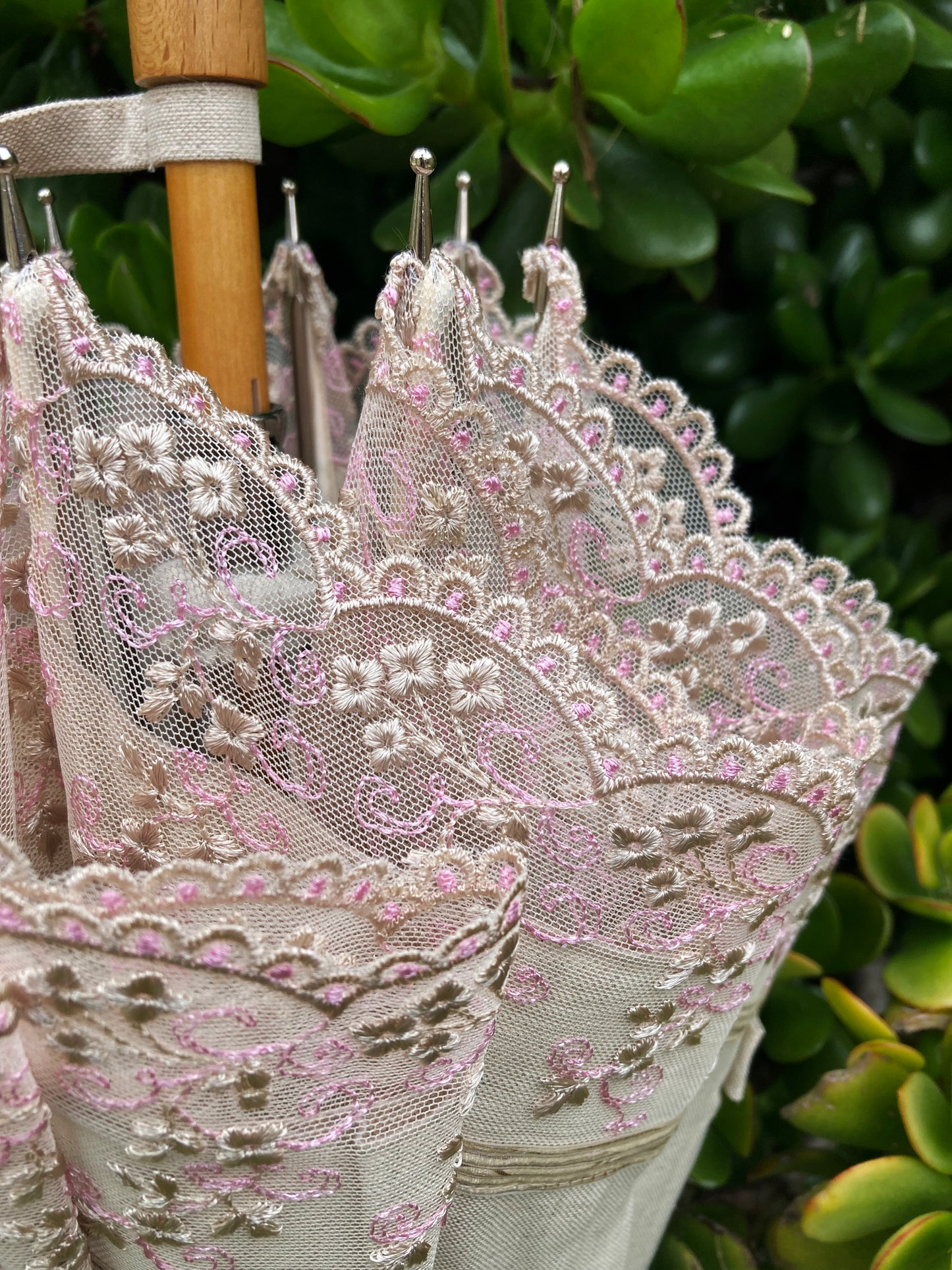 Paraguas anti-UV de cáñamo Little Flower | Resistente al agua, hecho a mano en Francia | Envío gratis